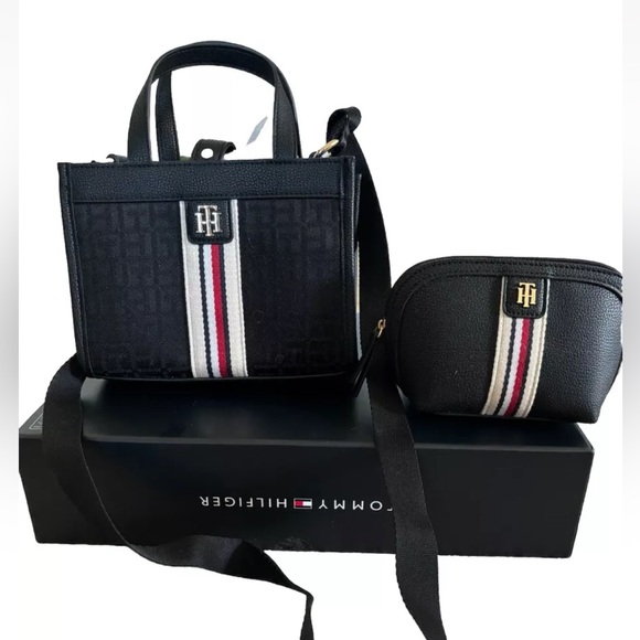 Tommy Hilfiger Nano handheld Bag With makeup Bag NWT - Picture 1 of 7